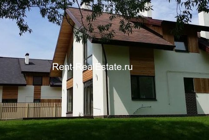 Rent-RealEstate.ru 1970, Дома, коттеджи, дачи, Недвижимость, , деревня Лаптево