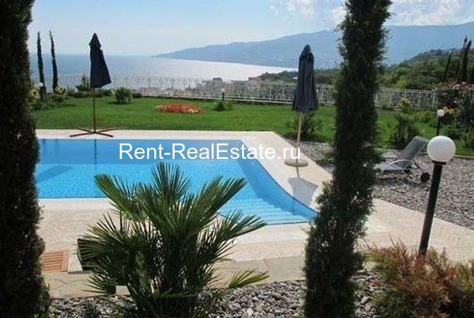Rent-RealEstate.ru 799, Дома, коттеджи, дачи, Недвижимость, , Дом в ялте 500м от моря