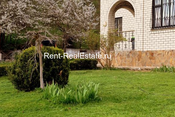 Rent-RealEstate.ru 870, Дома, коттеджи, дачи, Недвижимость, , с. Высокое, ул. Подгорная. 3а
