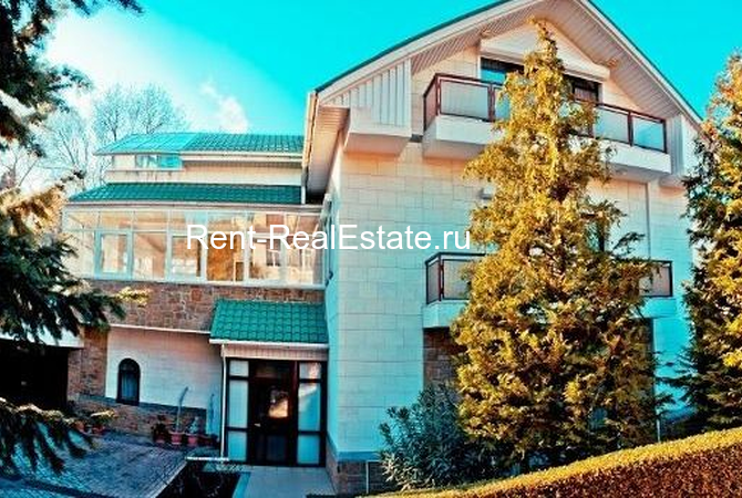 Rent-RealEstate.ru 939, Дома, коттеджи, дачи, Недвижимость, , ул Таврическая
