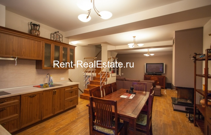 Rent-RealEstate.ru 136, Дома, коттеджи, дачи, Недвижимость, , Ай-Петри