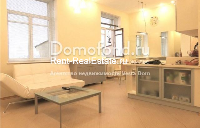 Rent-RealEstate.ru 1733, Квартира, Недвижимость, , Газетный переулок, 13, Тверской