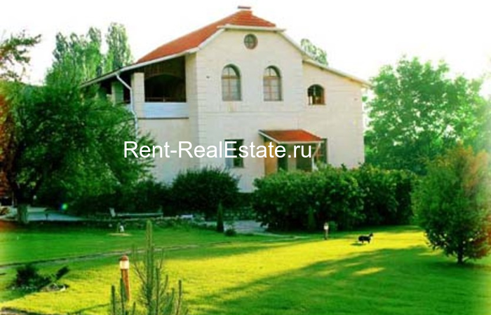 Rent-RealEstate.ru 192, Дома, коттеджи, дачи, Недвижимость, , Байдарская долина