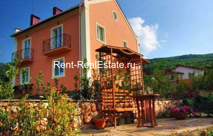 Rent-RealEstate.ru 195, Дома, коттеджи, дачи, Недвижимость, , Байдарская долина