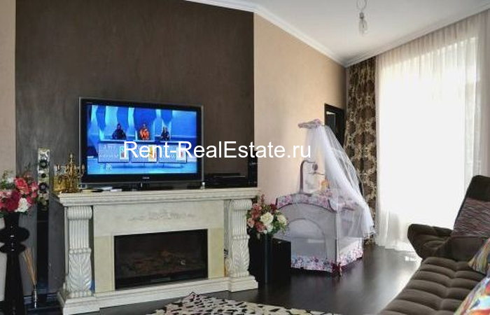 Rent-RealEstate.ru 942, Квартира, Недвижимость, , пгт. Гурзуф, ул Ялтинская, 14