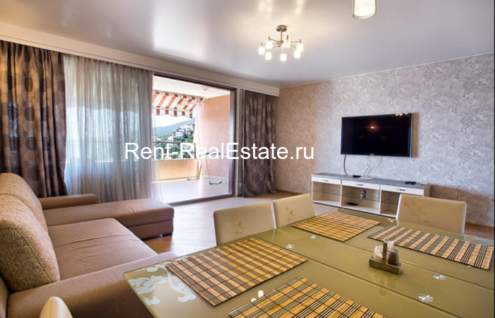 Rent-RealEstate.ru 95, Квартира, Недвижимость, , Гурзуф ул.Строителей 3