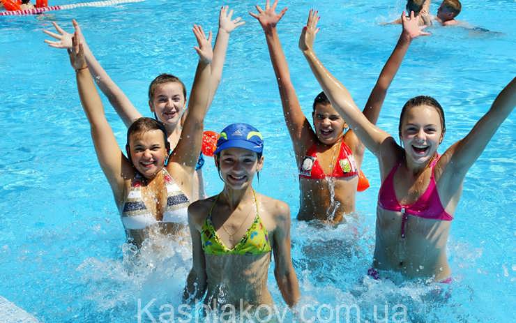 Отдых детей в Крымском аквапарке в 2012