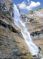 Водопад Учан-Су в горах