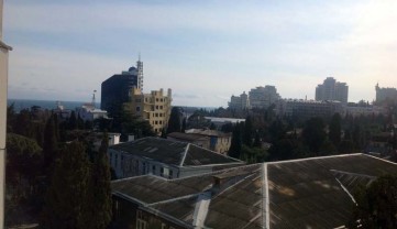 Вид с балкона на город